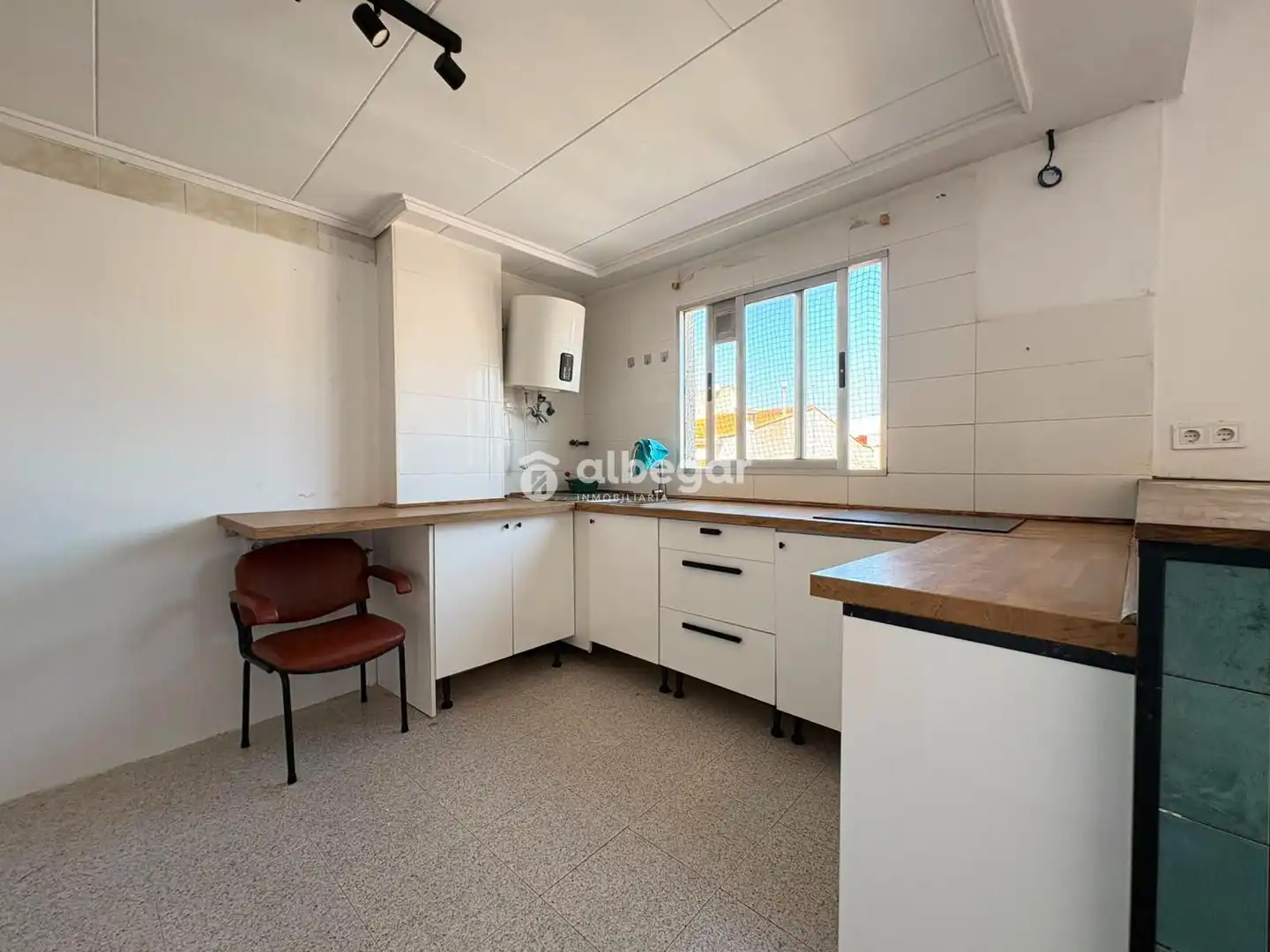 Cocina de Piso en venta en Paiporta con Terraza y Amueblado