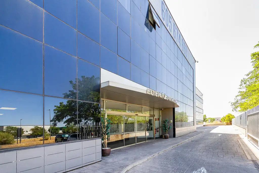 Business premises for sale in Av Vía Láctea, imagen 45