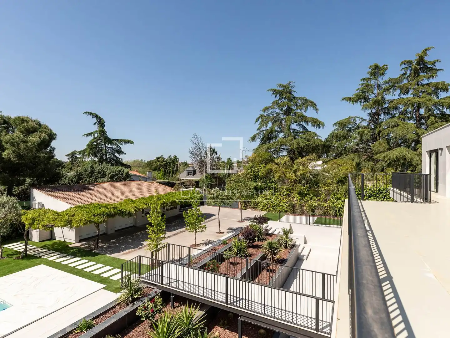 Terrassa de Casa o xalet en venda en Majadahonda amb Aire condicionat, Calefacció i Jardí privat