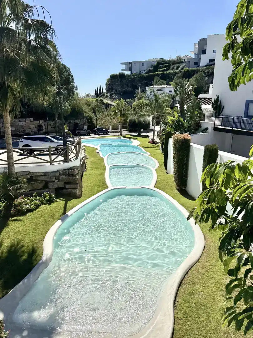 Swimming pool of Flat for sale in Benahavís  with Air Conditioner and Swimming Pool