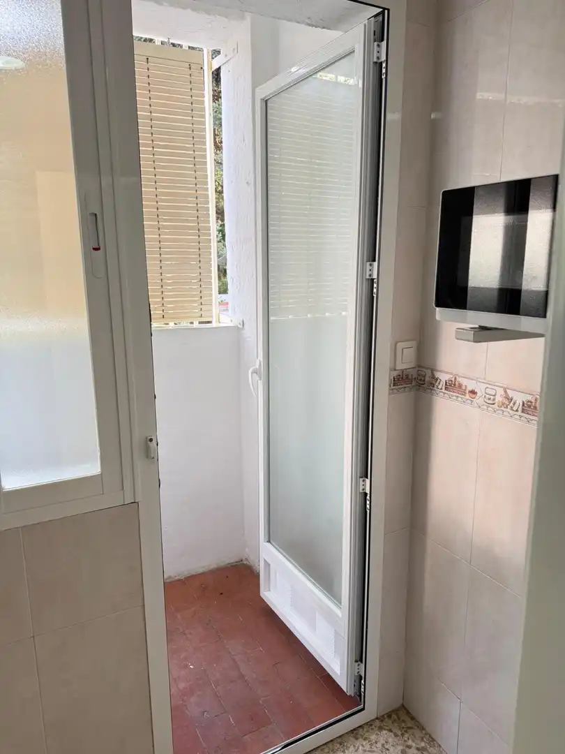 Badezimmer von Wohnung zur Miete in Granada