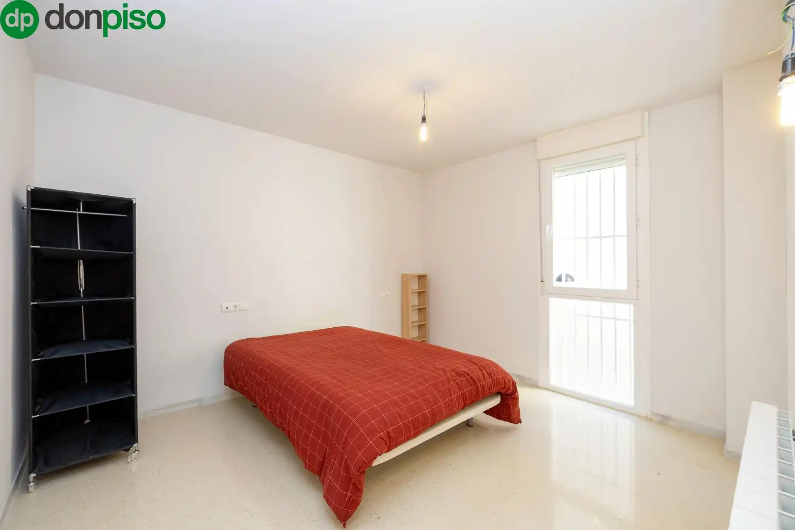 Bedroom of Flat for sale in Granada