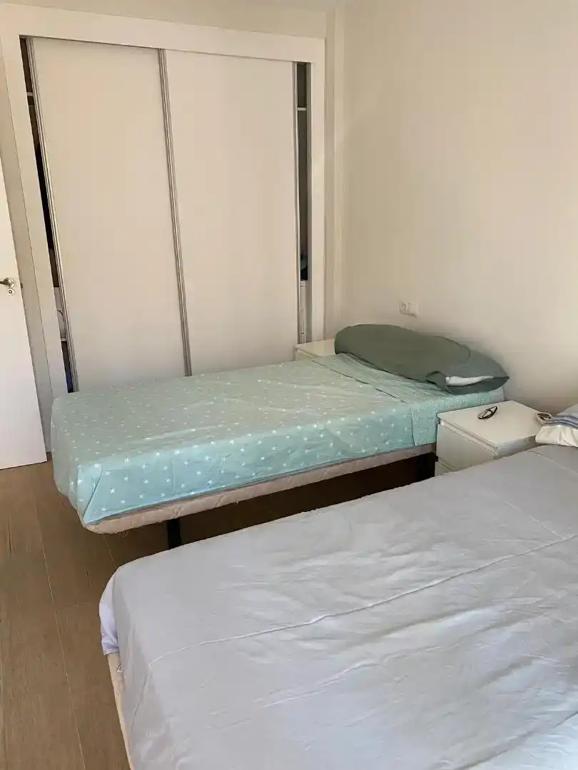 Dormitori de Pis per a compartir en La Manga del Mar Menor
