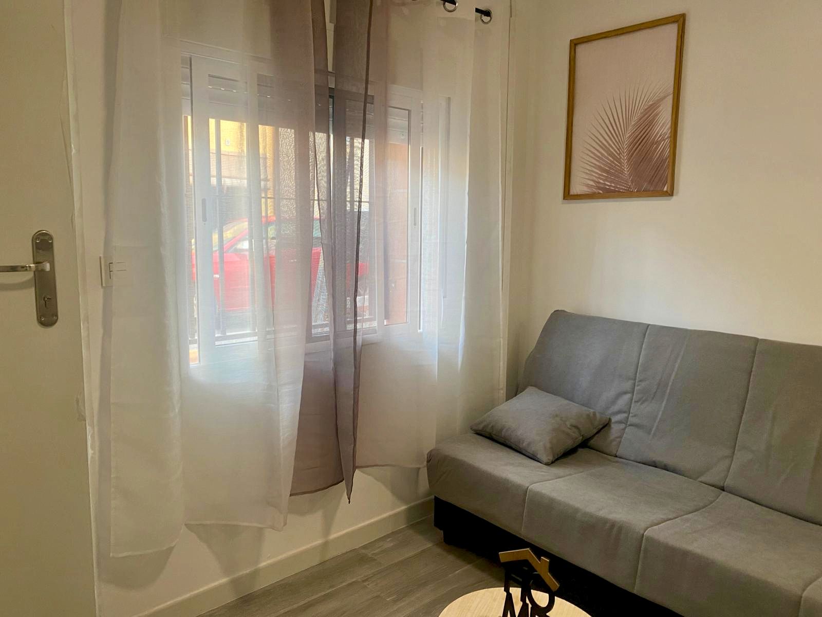 Sala de estar de Estudio de alquiler en Alhendín con Amueblado, Horno y Lavadora