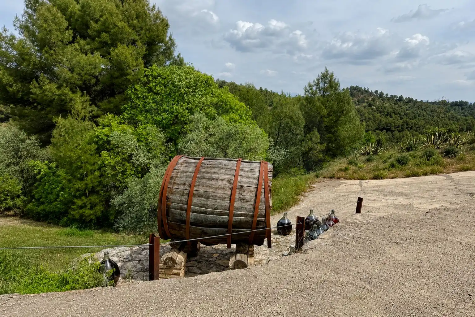 Vista exterior de Finca rústica en venda en El Molar (Tarragona) amb Calefacció, Terrassa i Piscina