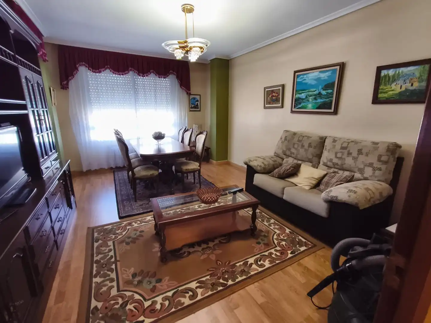 Sala de estar de Piso de alquiler en Ponferrada con Calefacción, Trastero y Amueblado