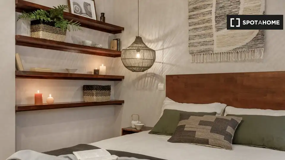 Room in Castellana