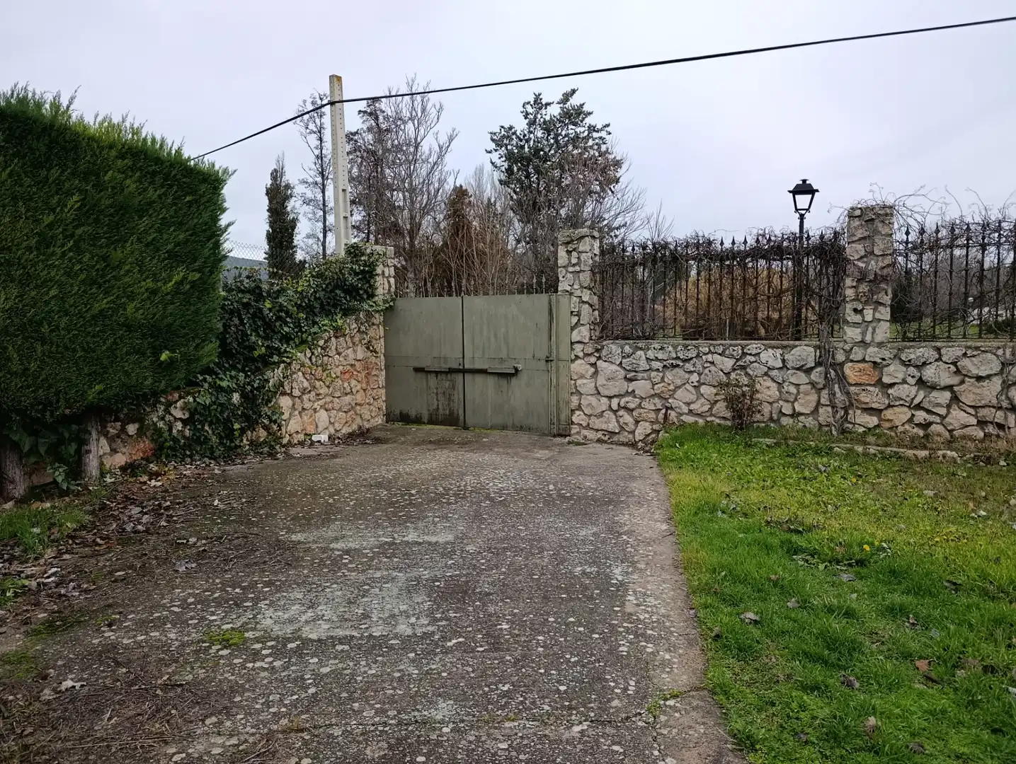 Houses for sale in Buendía  with Air Conditioner, Heating and Private garden