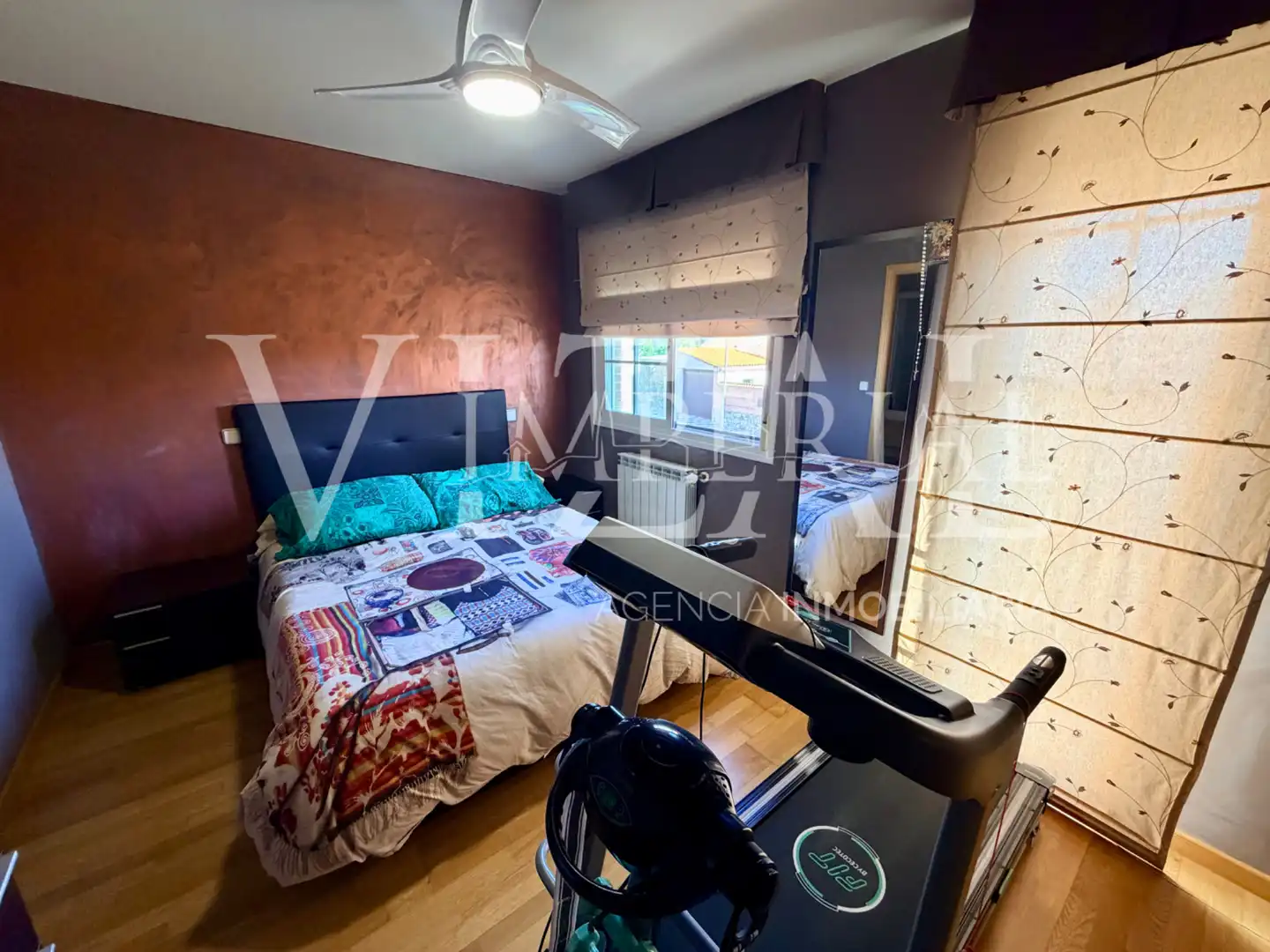 Habitación de Casa adosada en venta en Argés con Aire acondicionado, Calefacción y Amueblado