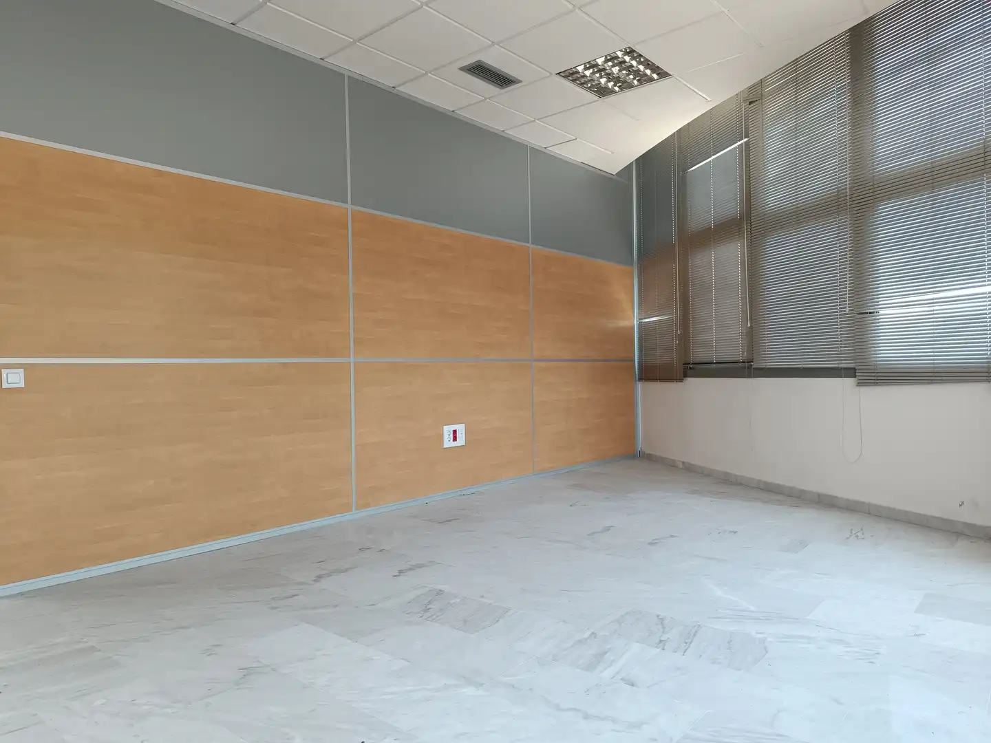Oficina de alquiler en Calle Canarias, 1, Casco Antiguo