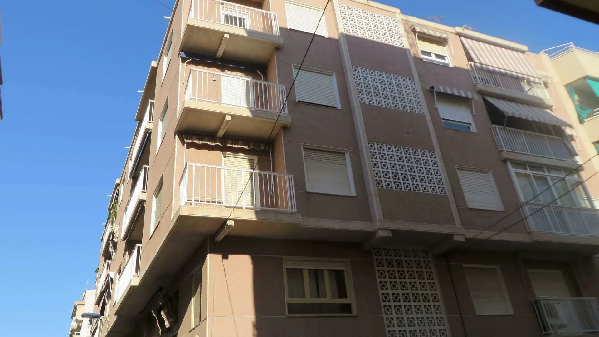 Vista exterior de Piso en venta en Santa Pola ciudad