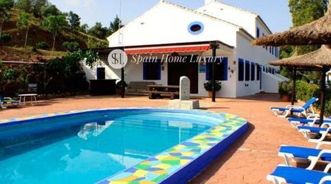 Foto 2 de Edifici en venda a N/a, Guaro, Málaga