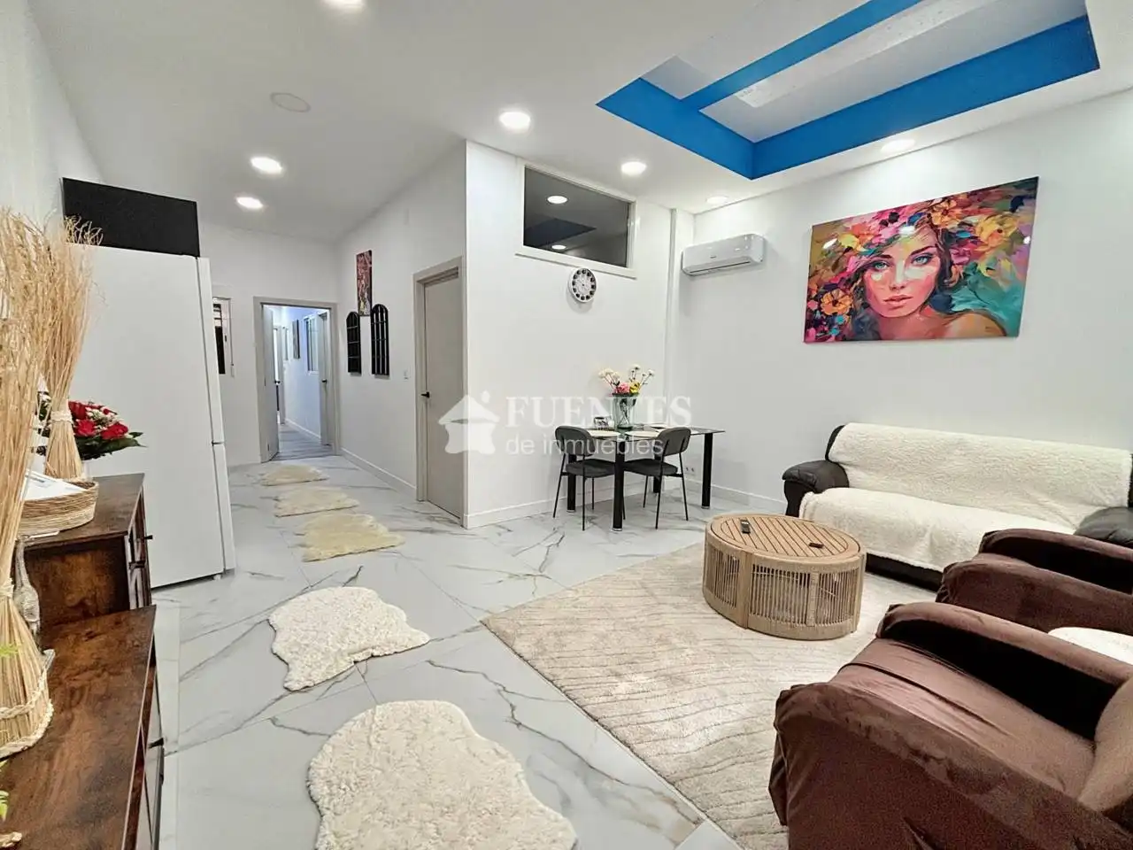 Sala d'estar de Apartament en venda en Alicante / Alacant amb Aire condicionat i Moblat