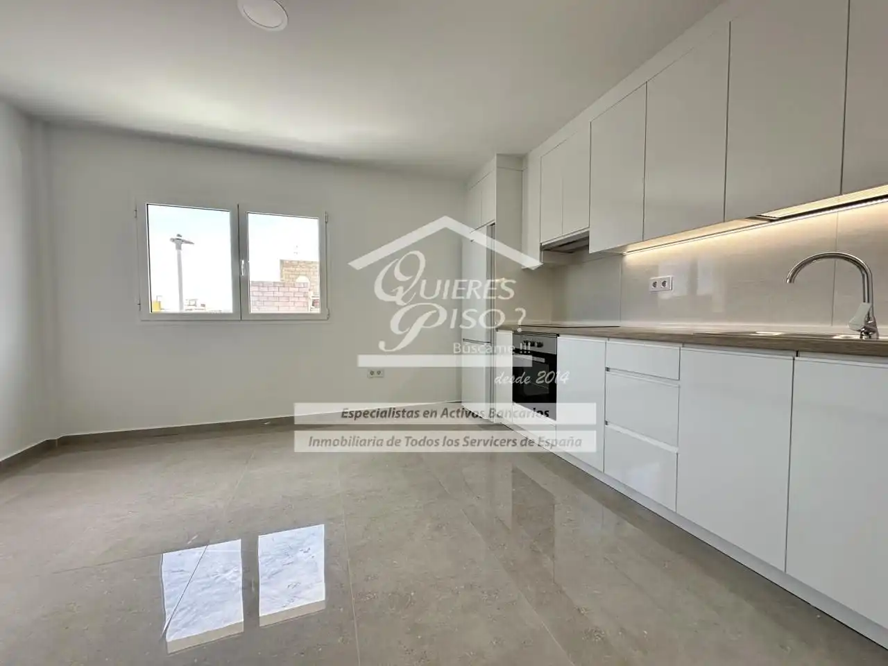 Kitchen of Flat for rent in Santa Lucía de Tirajana  with Air Conditioner