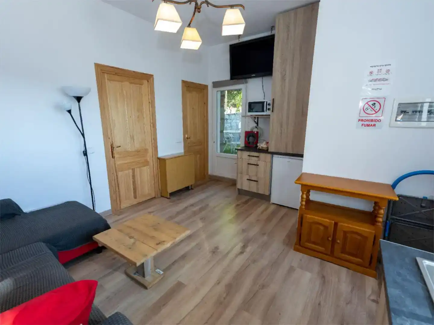 Sala de estar de Apartamento de alquiler en La Cabrera con Jardín privado