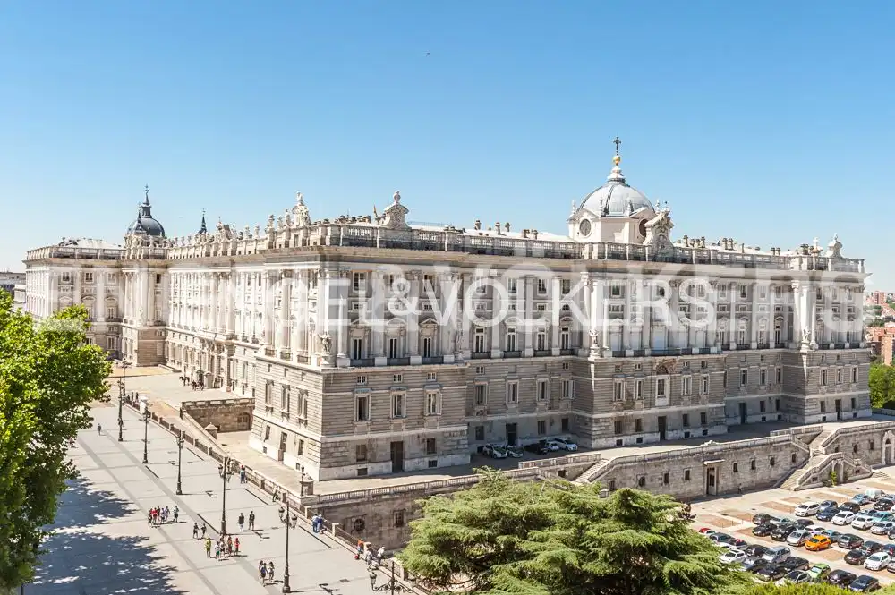 Exterior view of Flat for rent in Madrid  with Air Conditioner, Heating and Terrace