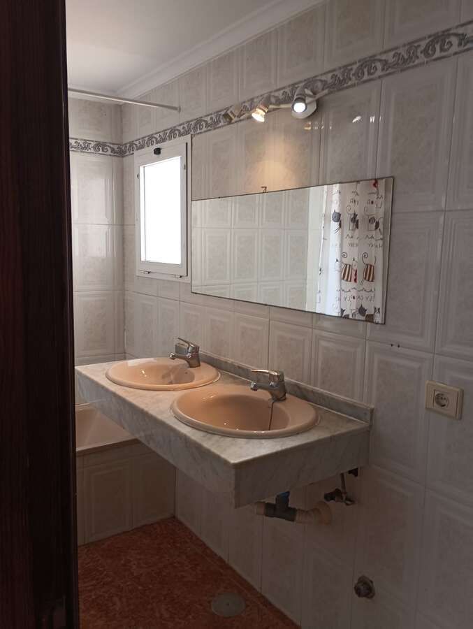 Bathroom of Flat for sale in Arrecife