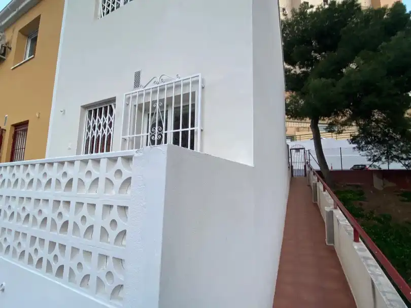 Bungalow amb piscina en venda a Calle Infiesto 2, imagen 8
