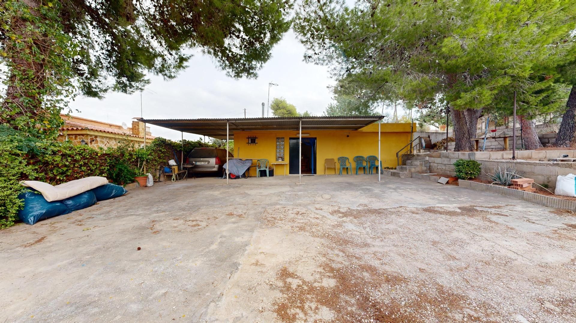 Vista exterior de Casa o xalet en venda en Alginet amb Calefacció, Jardí privat i Terrassa