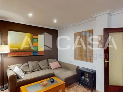 Flat for sale in  Valencia Capital  with Balcony