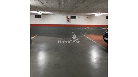 Photo 4 of Garage for rent in Calle Barcelona, Eixample Nord, Girona Capital