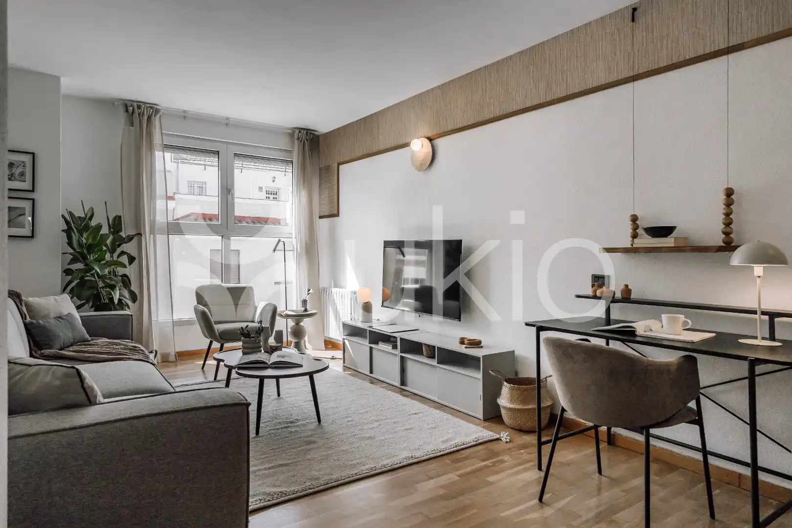 Sala de estar de Apartamento de alquiler en Madrid con Aire acondicionado, Calefacción y Amueblado