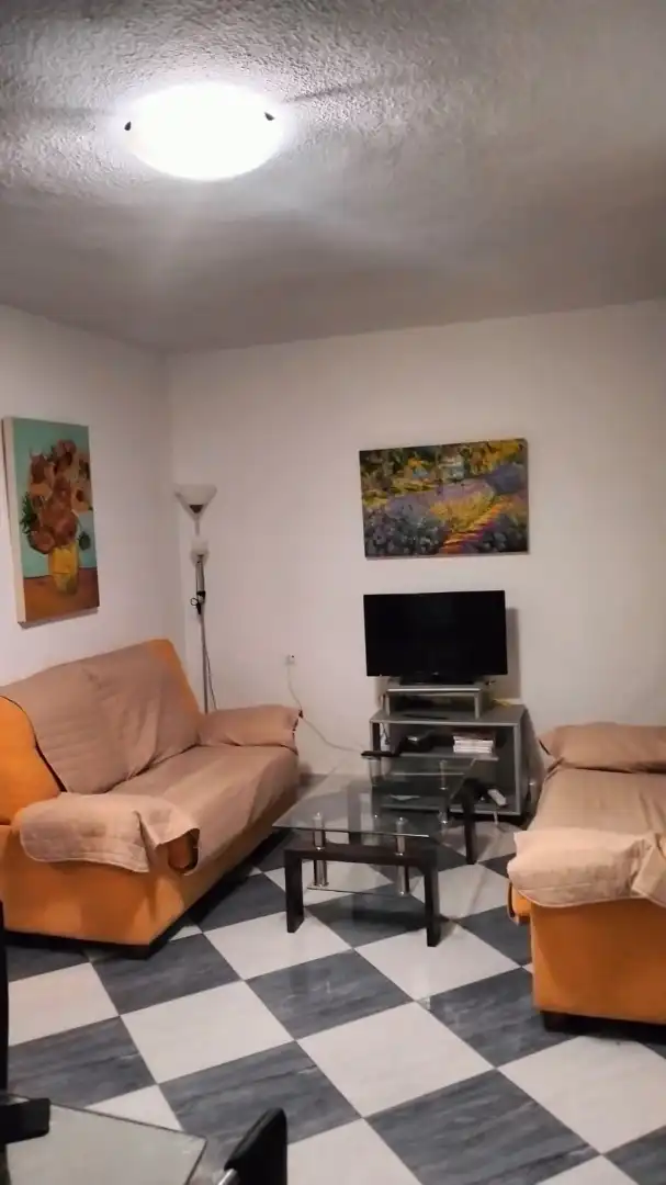 Flat for rent in Calle Martínez de la Rosa, Camino de Ronda