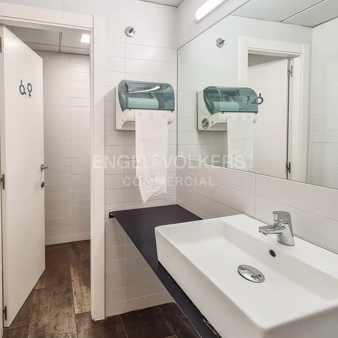 Baño de Oficina de alquiler en Eixample