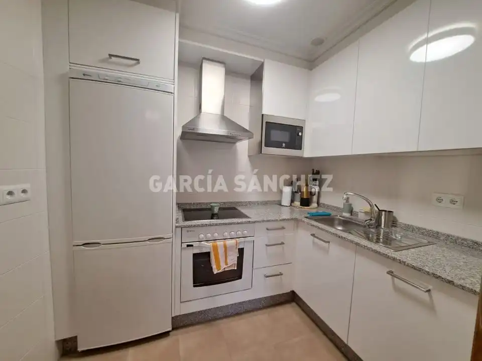 Cocina de Apartamento en venta en Boiro con Terraza, Trastero y Amueblado
