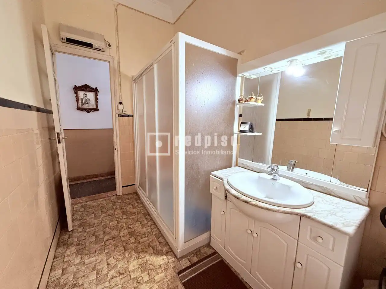 Habitación de Piso de alquiler en Valencia con Aire acondicionado, Calefacción y Amueblado