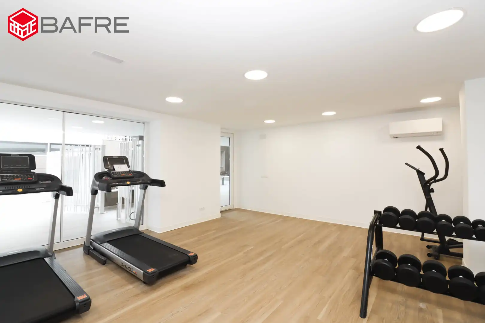 Maisonette zur Miete in Paseo de Europa, Vega de la Moraleja