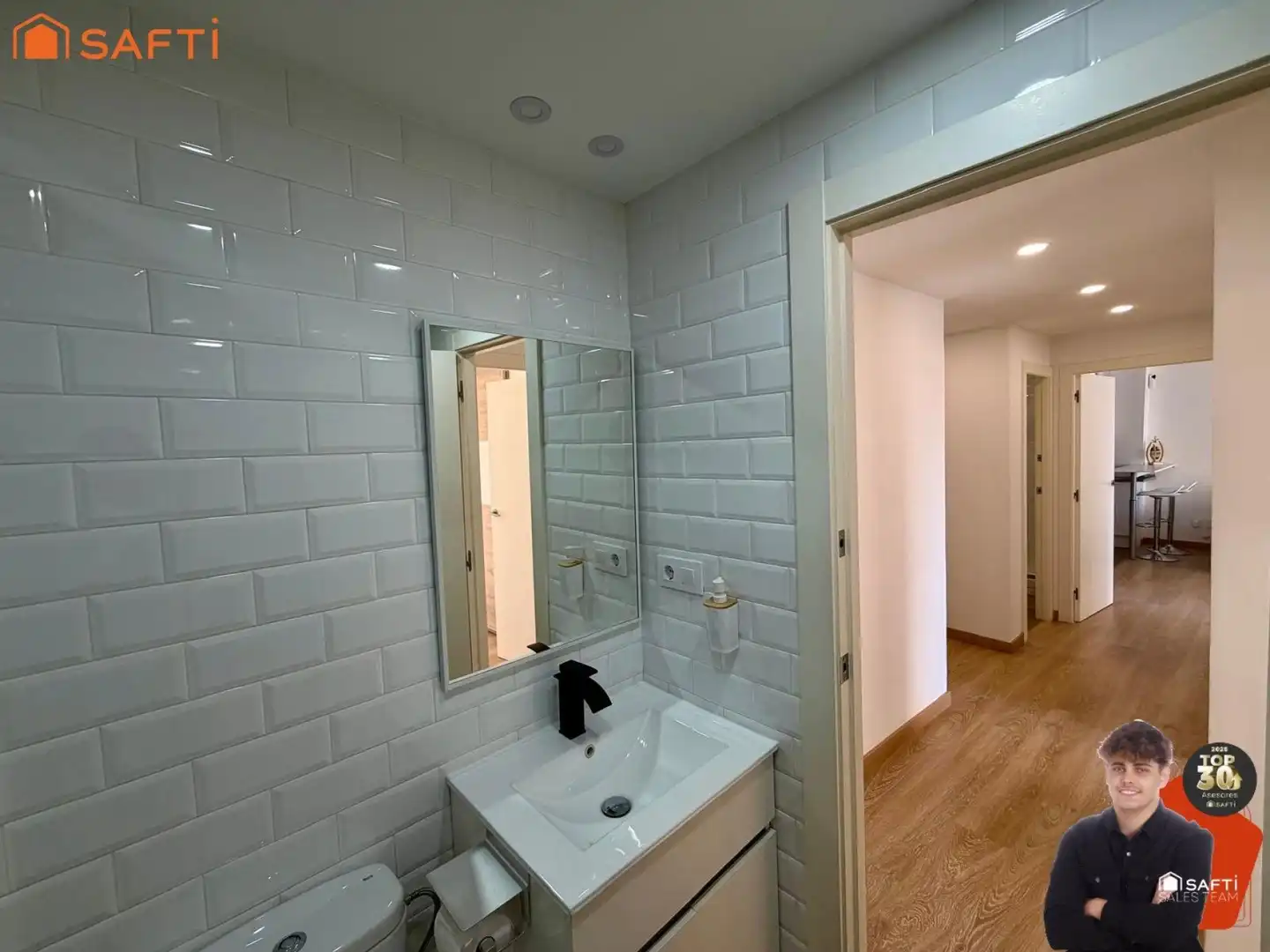 Baño de Piso en venta en Pineda de Mar con Calefacción y Balcón