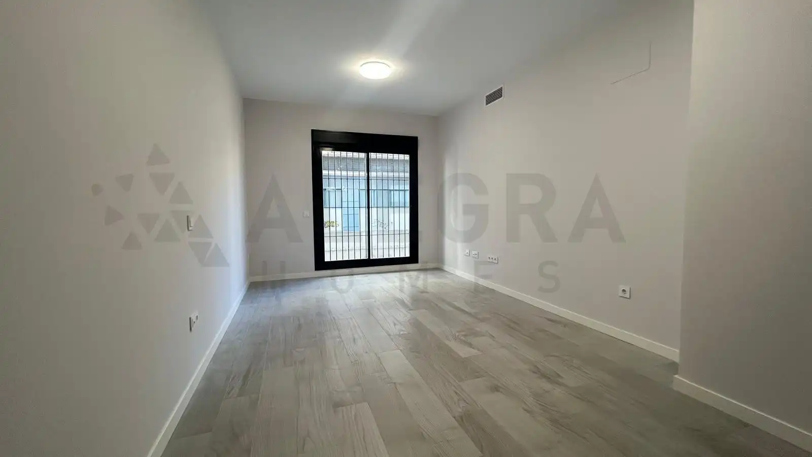 Flat for rent in Jerez de la Frontera  with Air Conditioner, Private garden and Community pool