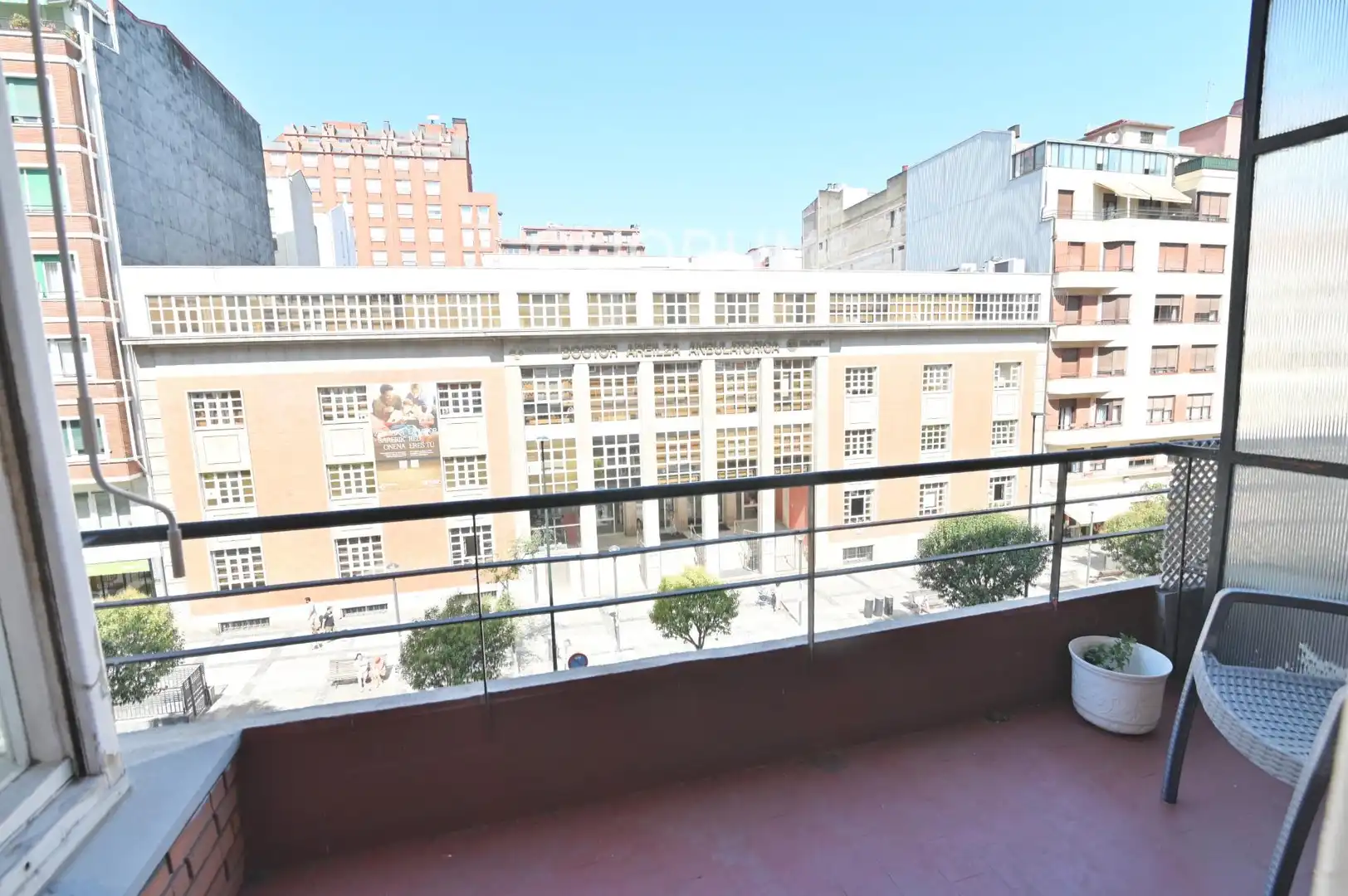 Vista exterior de Pis en venda en Bilbao  amb Calefacció, Terrassa i Traster