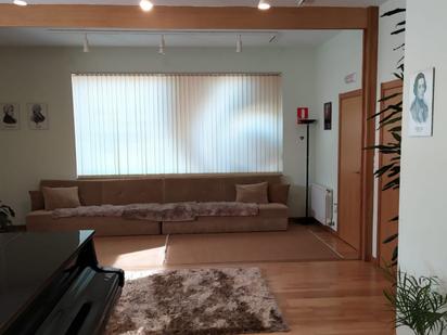 Living room of Premises for sale in Santiago de Compostela 