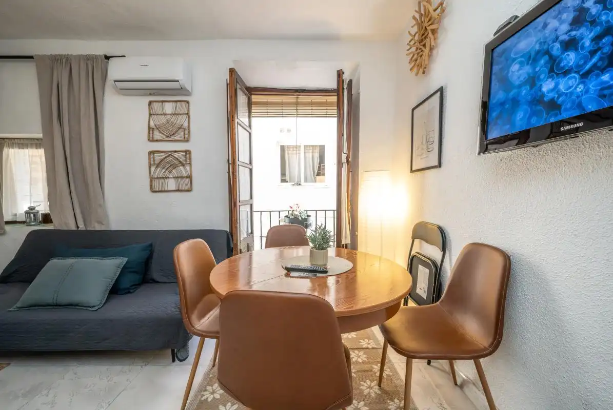 Vista exterior de Planta baja en venta en Benidorm con Aire acondicionado, Calefacción y Terraza