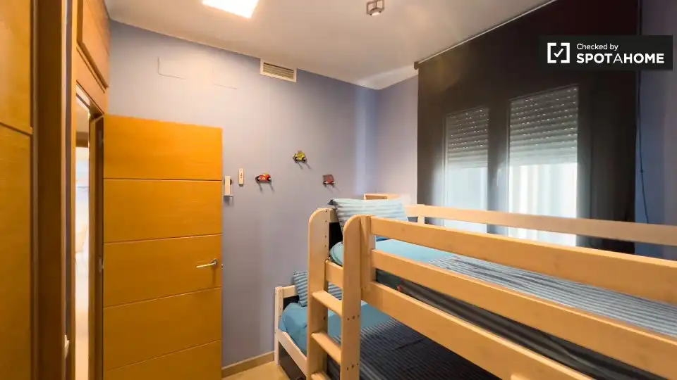 Piso con terraza en alquiler en Eixample, imagen 17