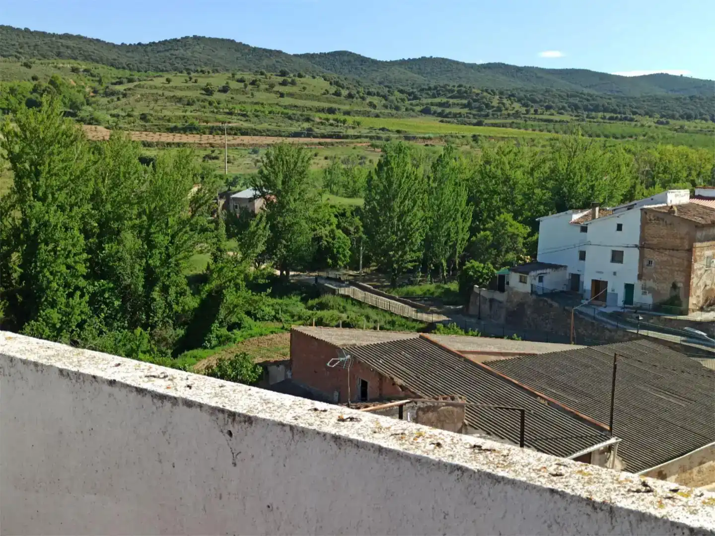 Vista exterior de Casa adosada en venda en Bergasa