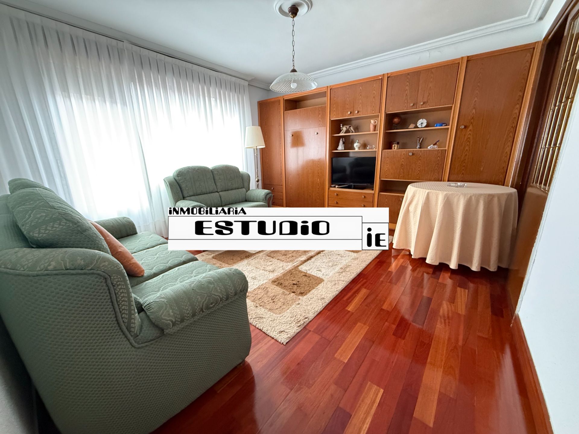 Sala de estar de Piso en venta en Bilbao  con Calefacción, Terraza y Amueblado