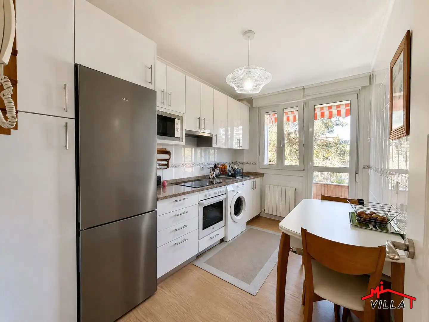 Küche von Wohnung zum Verkauf in Laredo mit Heizung und Terrasse