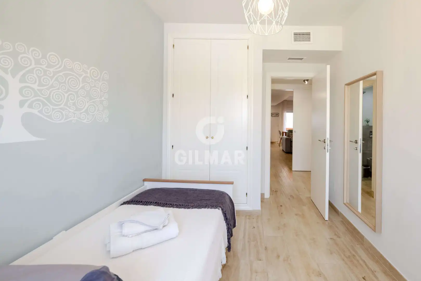 Dormitori de Apartament en venda en Estepona amb Calefacció, Jardí privat i Piscina
