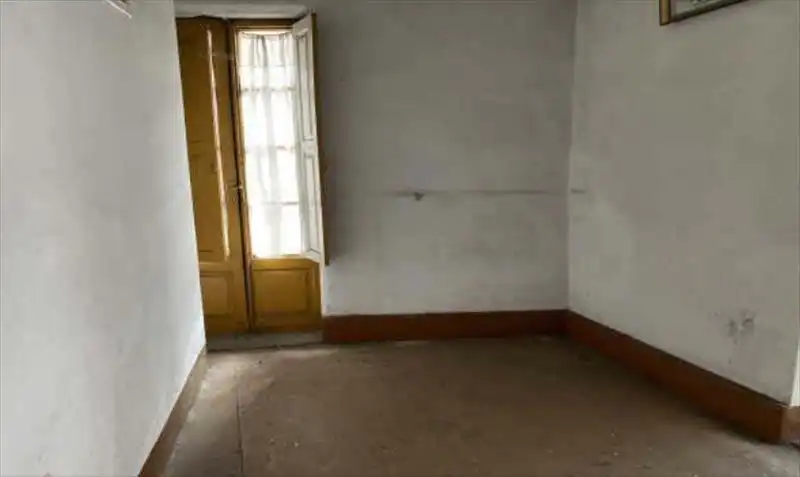 Dormitori de Casa adosada en venda en Ribadavia amb Traster i Alarma