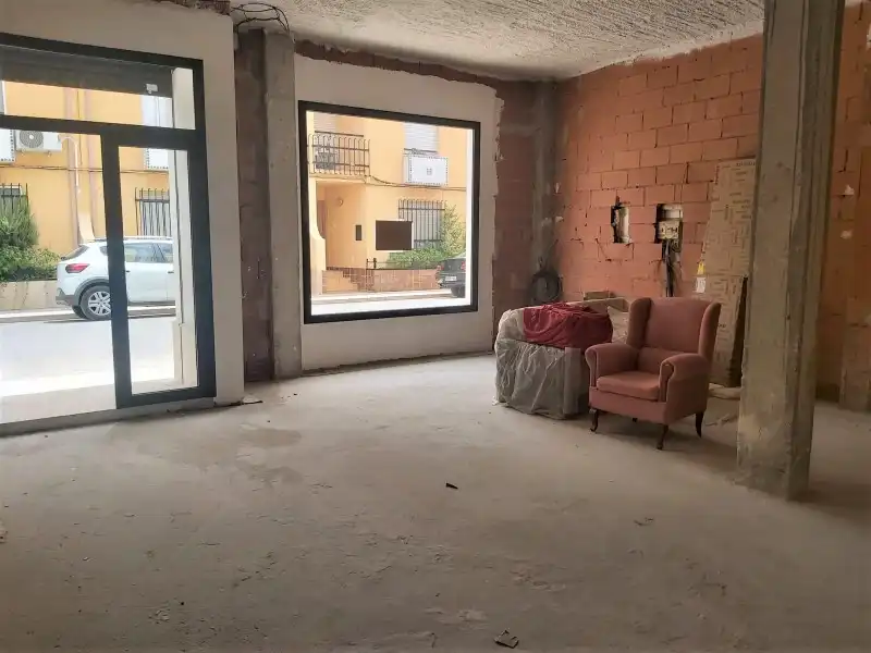 Local comercial de lloguer a Tomelloso