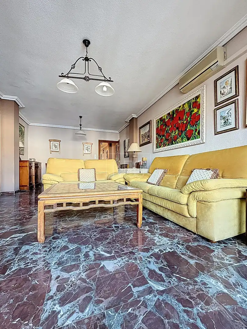 Piso con terraza en venta en SAN JUAN DE DIOS, imagen 3