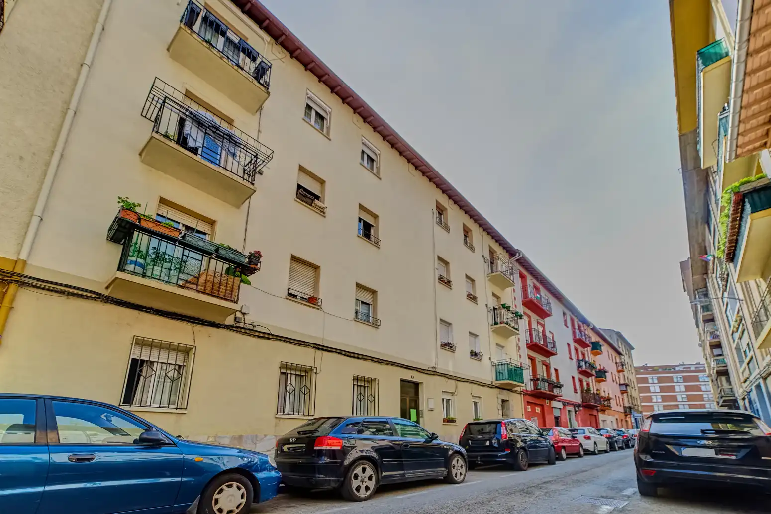 Vista exterior de Piso en venta en Burlada / Burlata con Calefacción, Parquet y Balcón