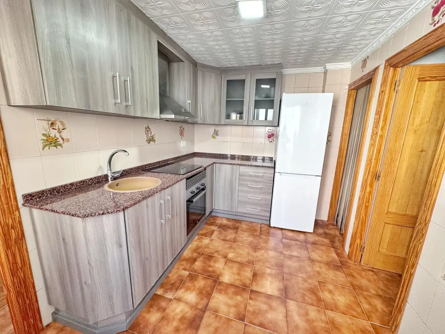 Cocina de Piso de alquiler en Elda con Calefacción y Amueblado