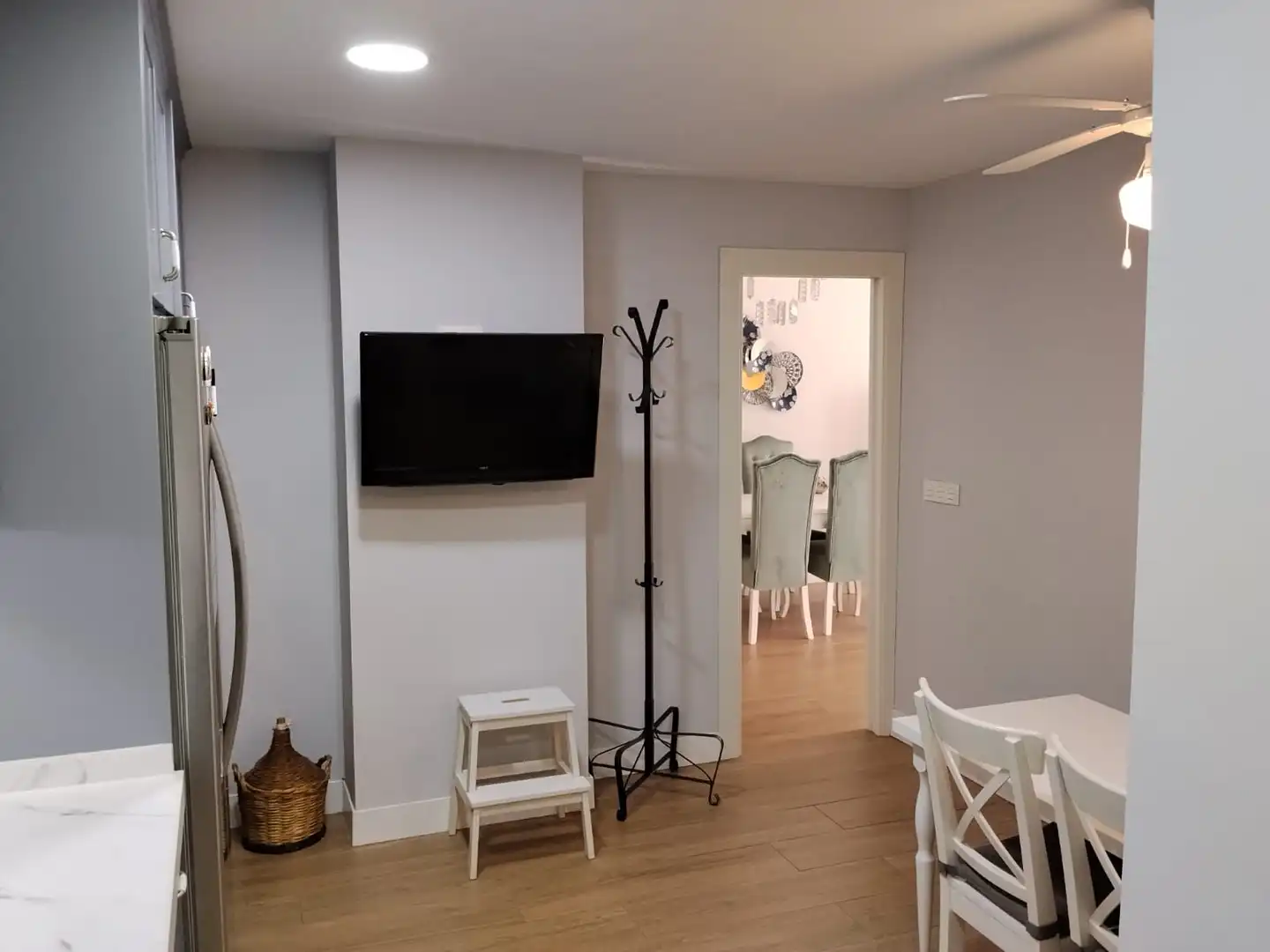 Living room of Flat for rent in Almuñécar  with Air Conditioner, Parquet flooring and Furnished