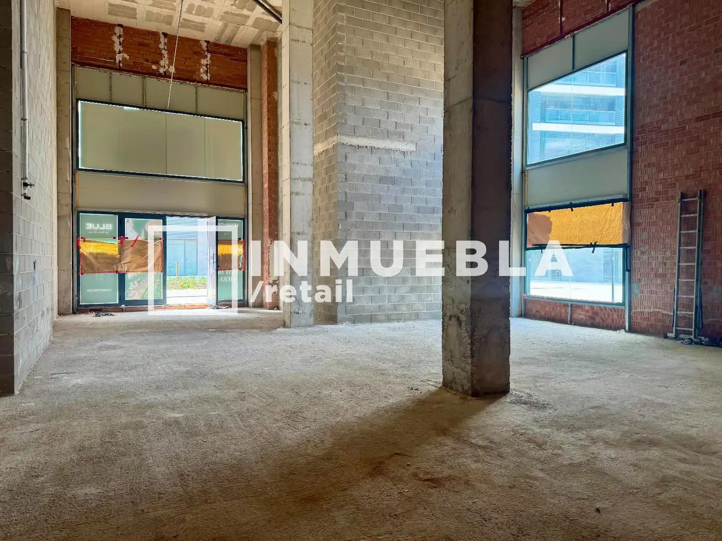 Local comercial en alquiler en de la Mar Jònica
