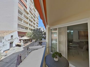 Apartamento con ascensor en venta en MIGUEL CANO 13