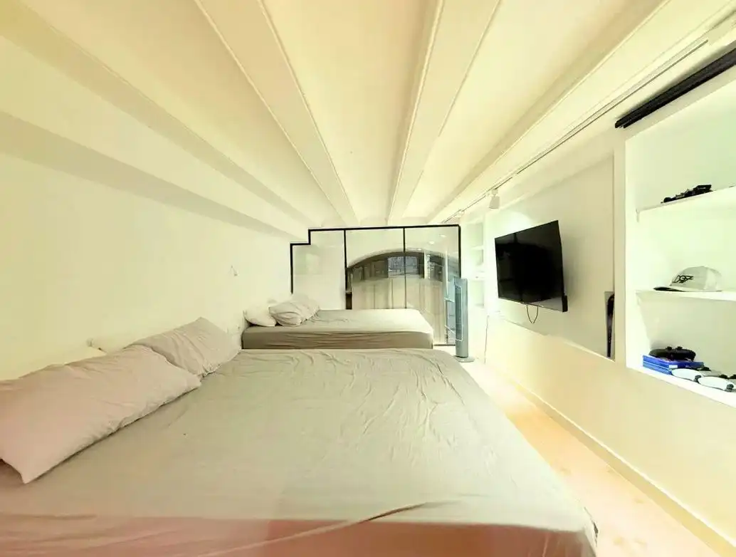 Dormitori de Dúplex en venda en Barcelona amb Aire condicionat, Calefacció i Moblat